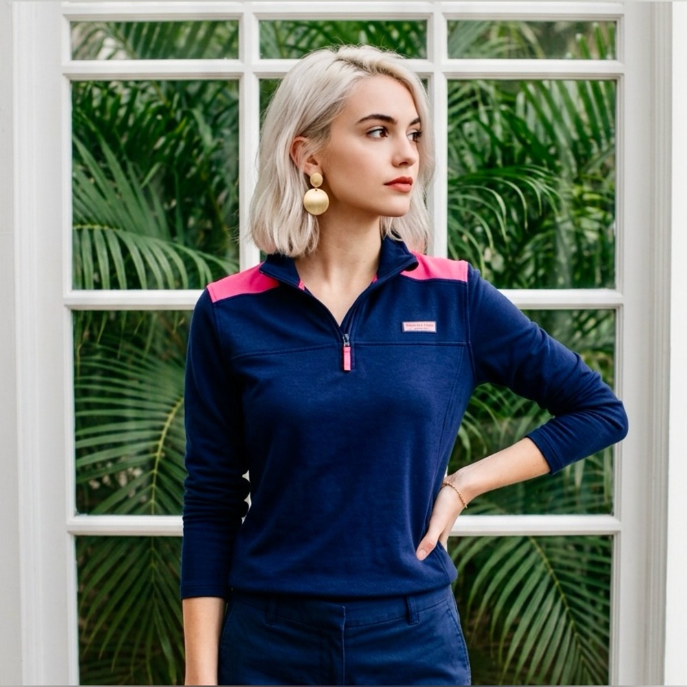 EUC Vineyard Vines Navy/Pink Canvas Shoulder Shep shirt Sz Medium. Unisex